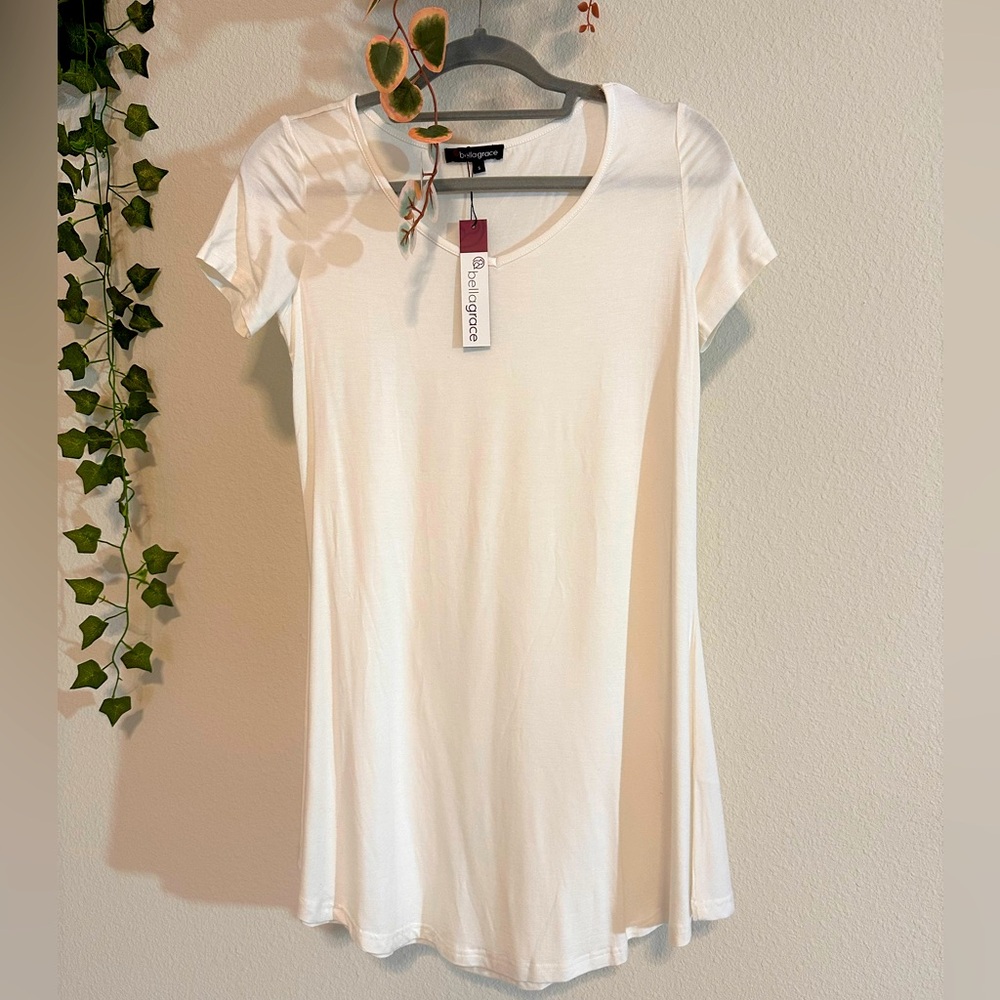 Kohl’s bellagrace white tunic short sleeve top NWT